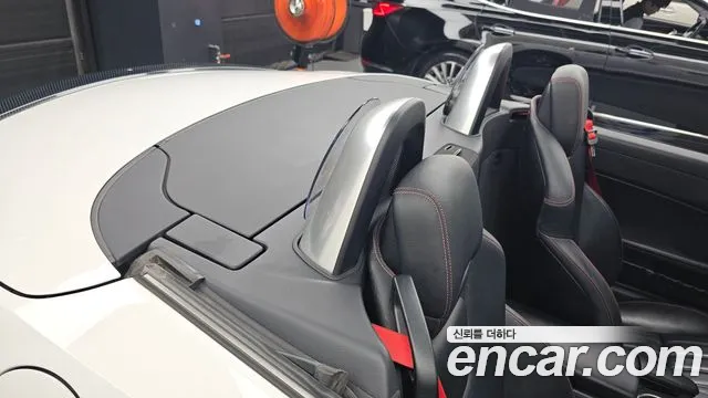 Mercedes-Benz SLK-Класс 2015 thumb 6