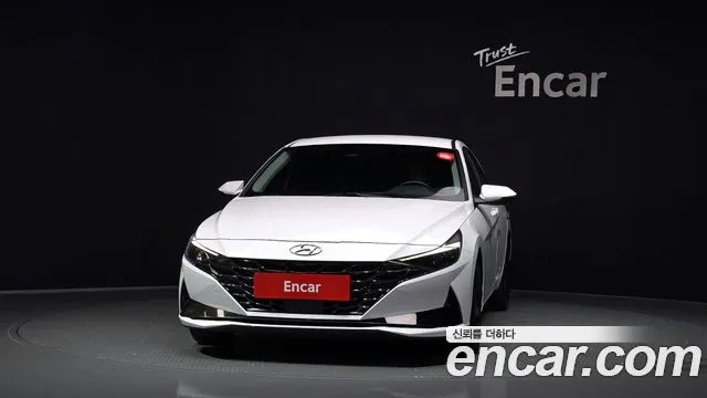 Hyundai Elantra 2022 thumb 5