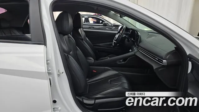 Hyundai Elantra 2022 thumb 9