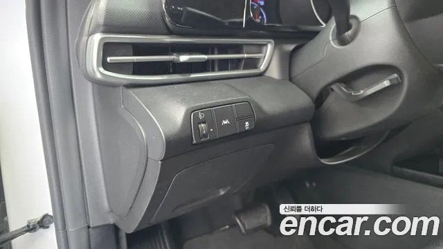 Hyundai Elantra 2022 thumb 11