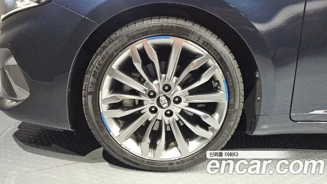 Kia K7 2019 thumb 10