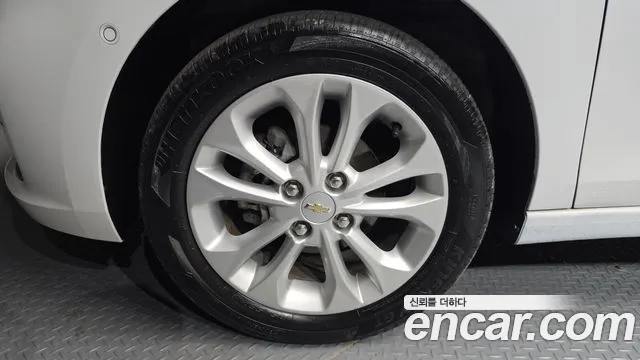 Chevrolet Spark 2021 thumb 3