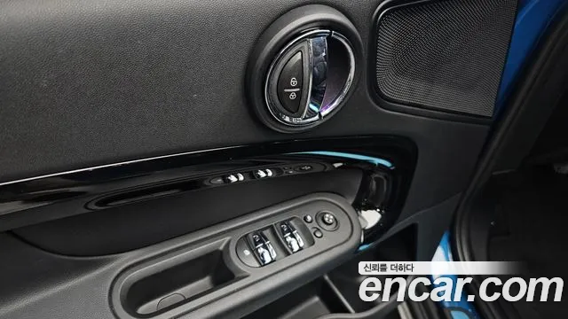 Mini Cooper Countryman 2022 thumb 2