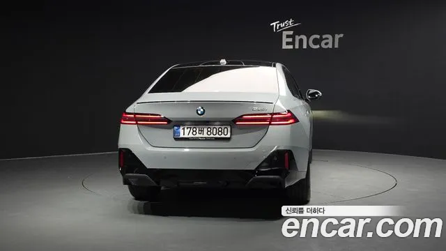 BMW 5 серии 2025 thumb 4