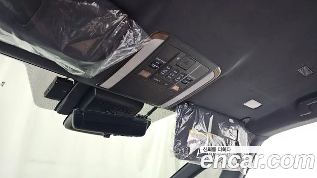 Toyota Alphard 2024 thumb 12