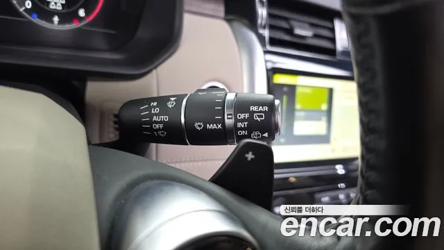 Land Rover Discovery 2019 thumb 2