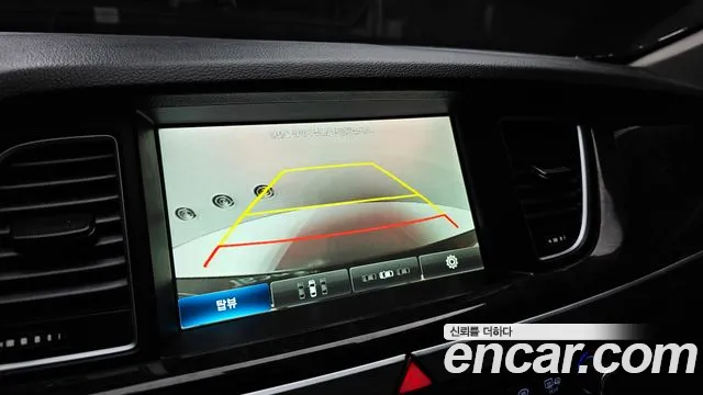 Hyundai Genesis 2016 thumb 12