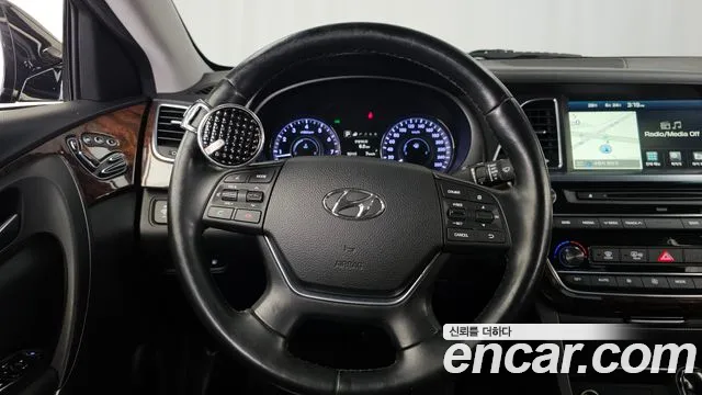 Hyundai Aslan 2015 thumb 3