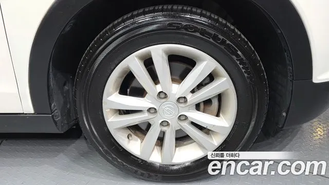 KGM Tivoli 2016 thumb 11