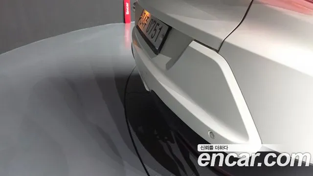 KGM Tivoli 2016 thumb 7