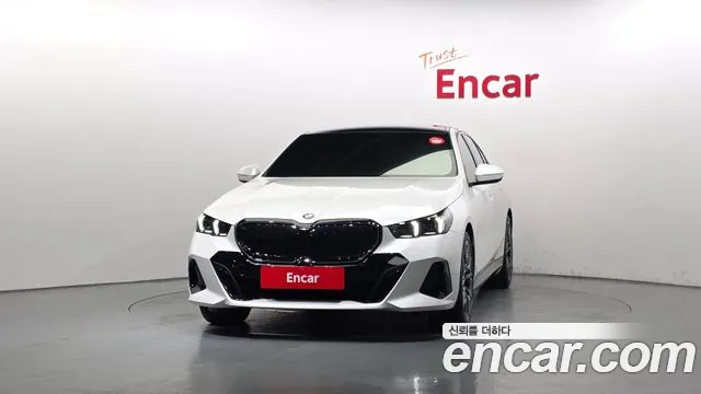 BMW 5 серии 2025 thumb 10