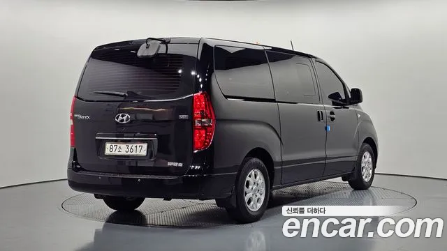Hyundai Staria 2015 thumb 11
