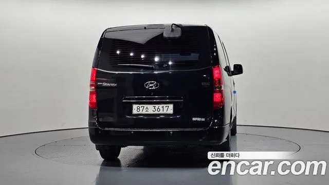 Hyundai Staria 2015 thumb 9