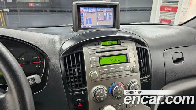 Hyundai Staria 2015 thumb 2