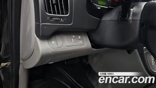 Hyundai Staria 2015 thumb 8