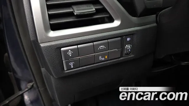 KGM Korando 2019 thumb 12