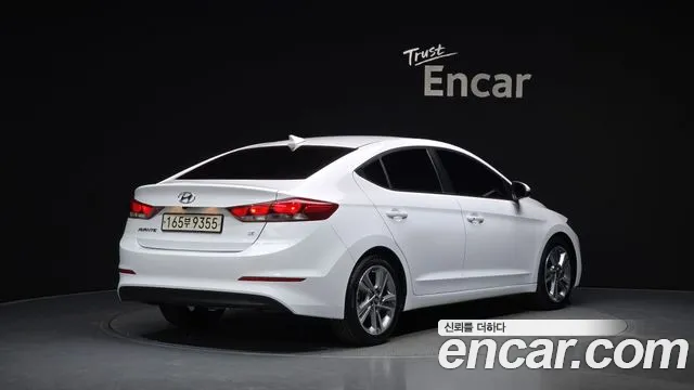 Hyundai AD 2018 thumb 10