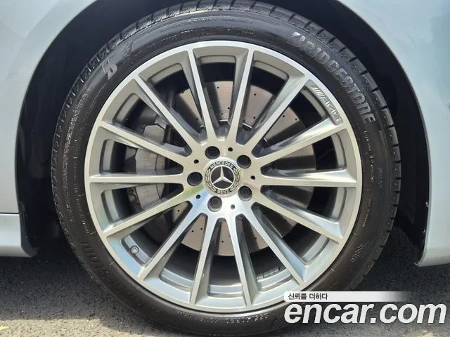 Mercedes-Benz S-Class 2021 thumb 7