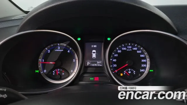 Hyundai Санта Фе 2012 thumb 4