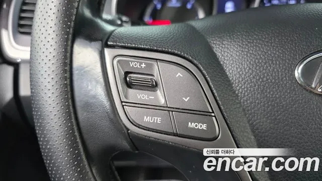 Hyundai Санта Фе 2012 thumb 11