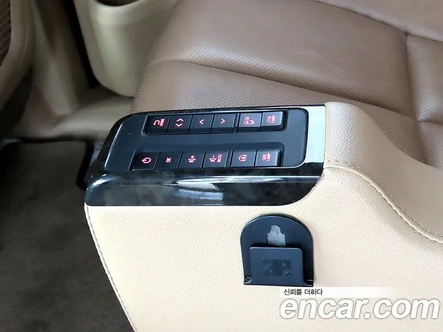 Kia Carnival 2019 thumb 9