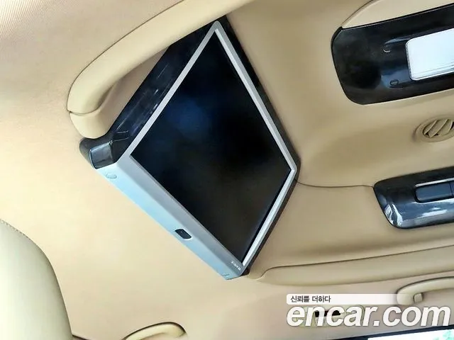 Kia Carnival 2019 thumb 11