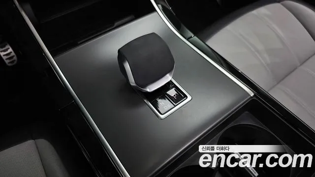 Land Rover Range Rover Evoque 2025 thumb 4