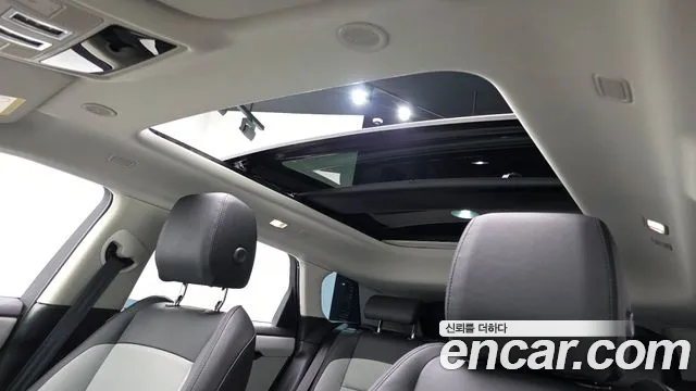 Land Rover Range Rover Evoque 2025 thumb 8