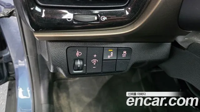 Kia Stonic 2018 thumb 4