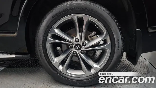 Hyundai Santa Fe 2018 thumb 9