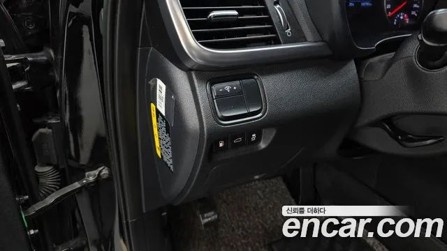 Kia K5 2015 thumb 9