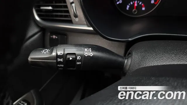 Kia K5 2015 thumb 11