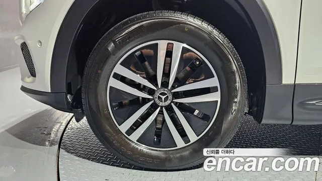 Mercedes-Benz GLB 2021 thumb 6