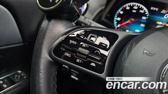 Mercedes-Benz GLB 2021 thumb 5
