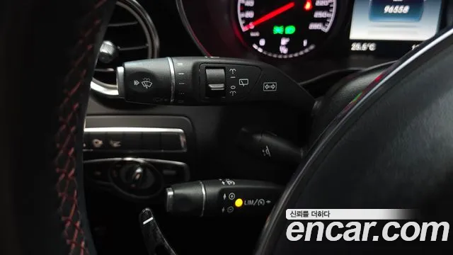 Mercedes-Benz GLC 2018 thumb 7