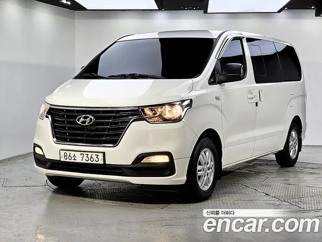Hyundai Staria 2021 thumb 12