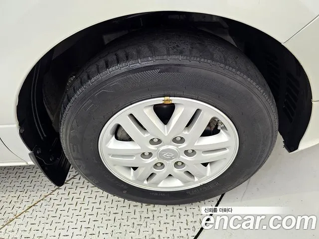 Hyundai Staria 2021 thumb 3