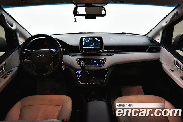 Hyundai Staria 2019 thumb 9