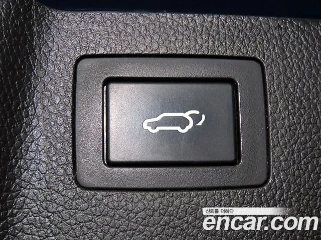 Hyundai Santafe 2017 thumb 3