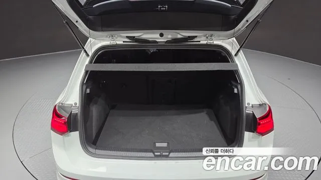 Volkswagen Golf 2024 thumb 10