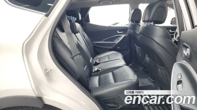 Hyundai Санта Фе 2014 thumb 6