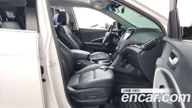 Hyundai Санта Фе 2014 thumb 10