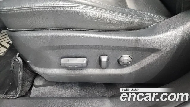 Hyundai Санта Фе 2014 thumb 2