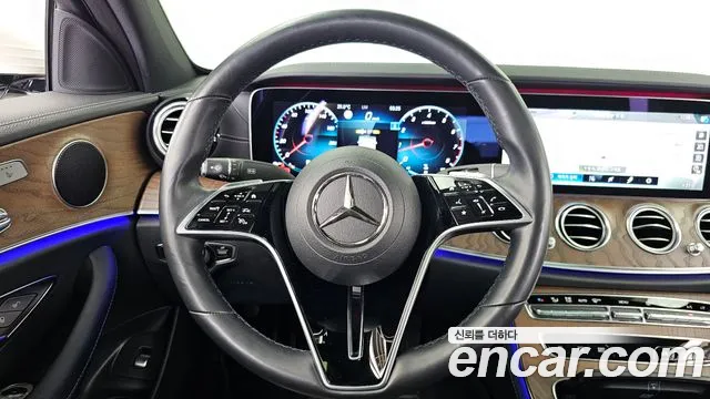 Mercedes-Benz E-Class 2020 thumb 5