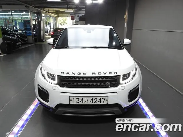 Land Rover Range Rover Evoque 2018 thumb 7