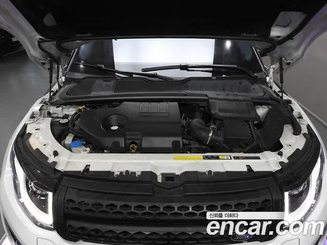 Land Rover Range Rover Evoque 2018 thumb 12