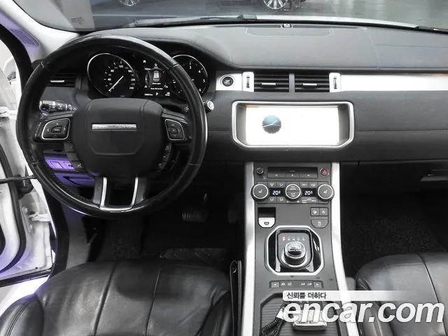 Land Rover Range Rover Evoque 2018 thumb 9