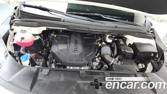 Kia Carnival 2021 thumb 9