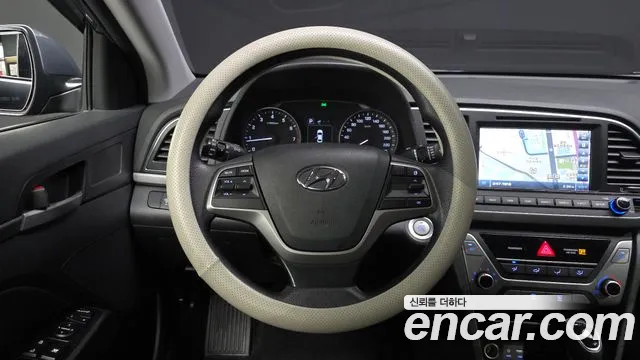 Hyundai Avante 2017 thumb 12