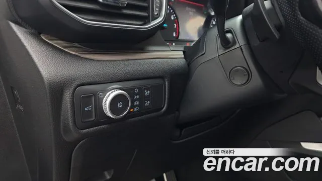 Ford Explorer 2020 thumb 8